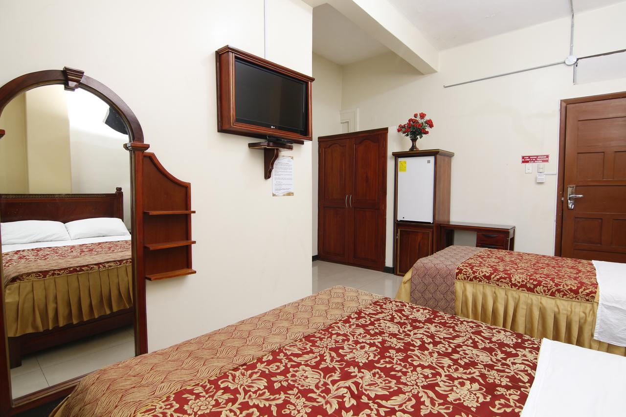 גוויאקיל Hotel Versailles Internacional מראה חיצוני תמונה